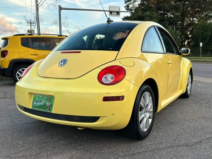 2009 Volkswagen New Beetle - Image 5 of 20