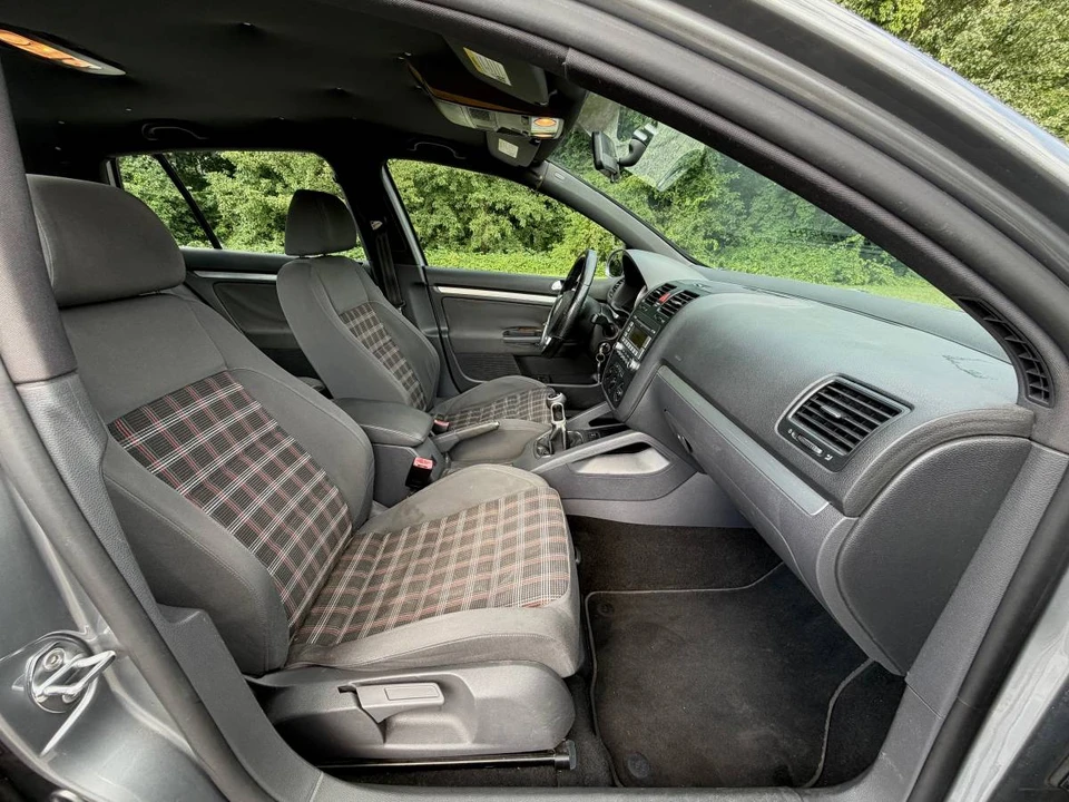 2009 Volkswagen GTI Mk5 - Image 6 of 11