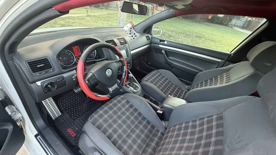 2009 Volkswagen GTI Mk5 - Image 8 of 13