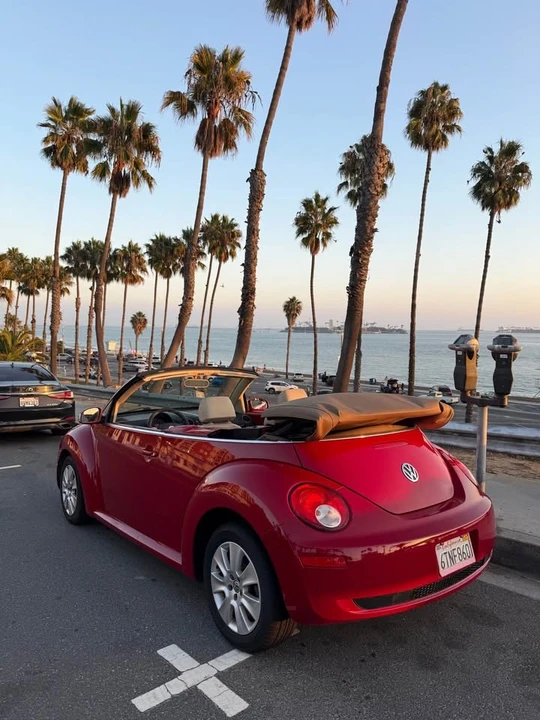 2009 Volkswagen New Beetle - Image 3 of 18