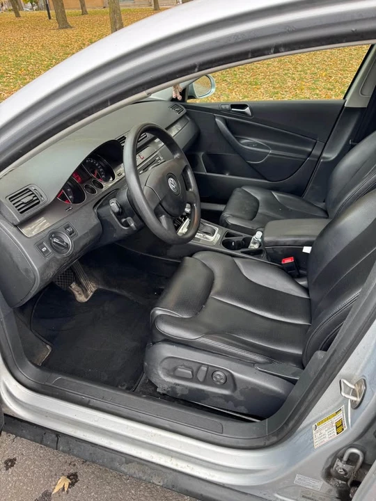 2009 Volkswagen Passat - Image 6 of 10