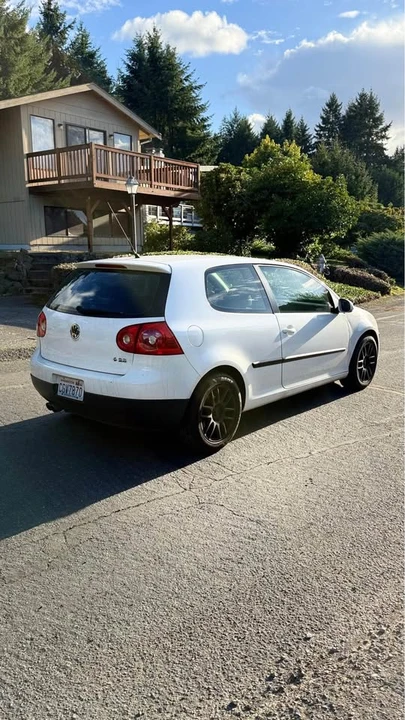 2009 Volkswagen Golf Mk5 - Image 2 of 17
