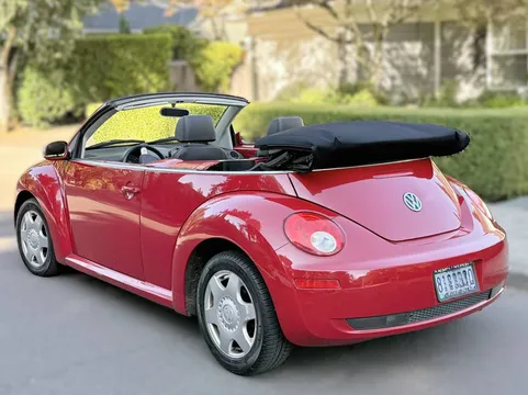 2009 Volkswagen New Beetle Convertible