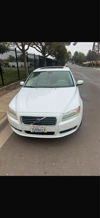 2009 Volvo 200 Series - Image 3 of 5