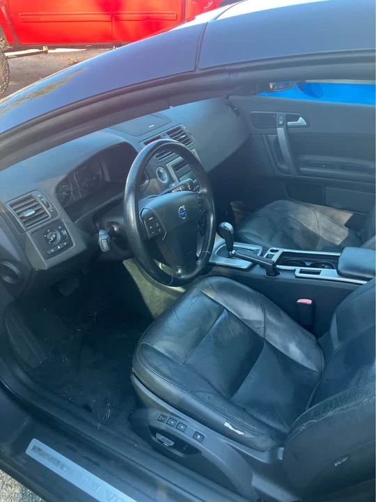 2009 Volvo C70 2nd Gen - Image 7 of 10