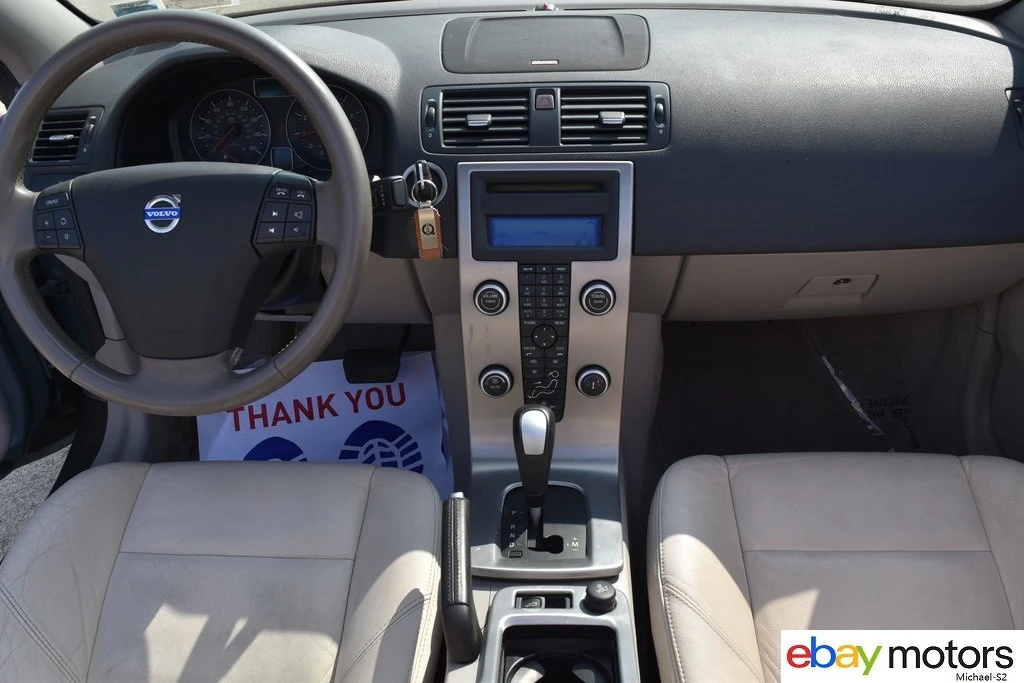 2009 Volvo C70 2nd Gen - Image 13 of 24