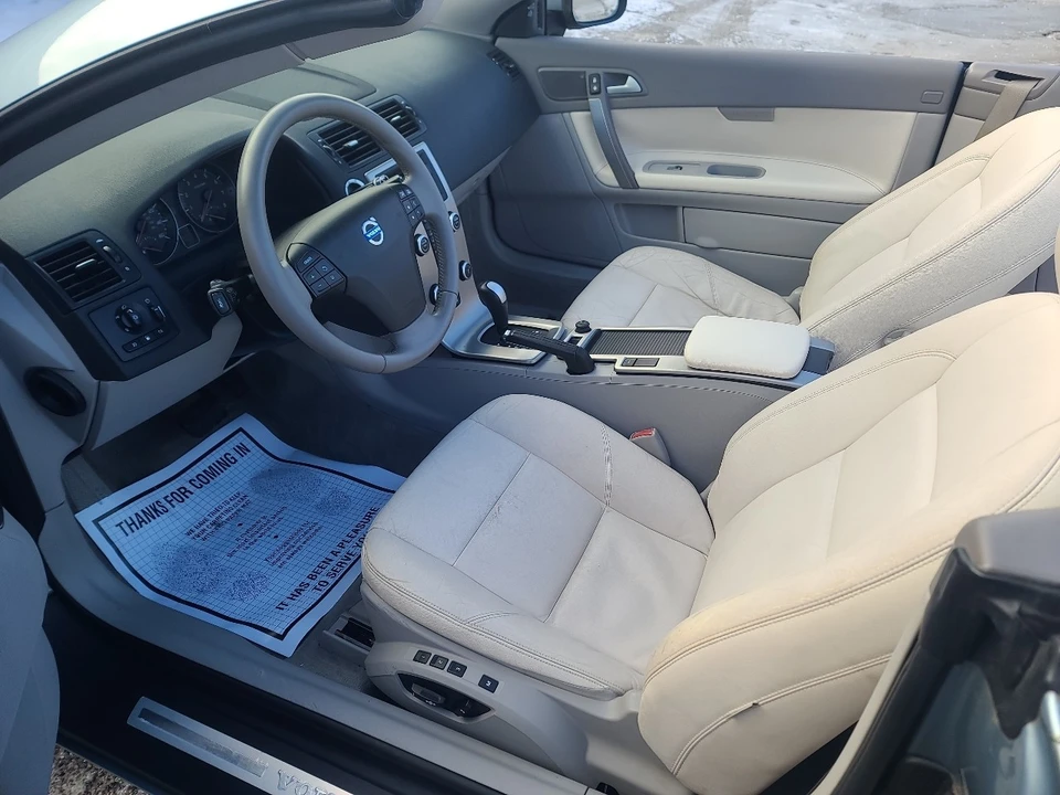 2009 Volvo C70 2nd Gen - Image 10 of 21