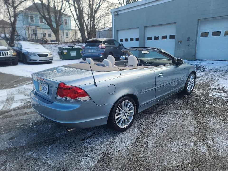 2009 Volvo C70 2nd Gen - Image 7 of 21