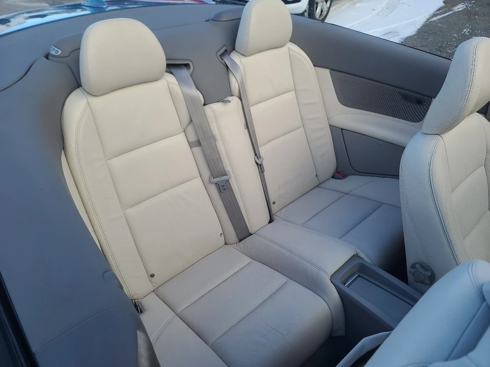 2009 Volvo C70 2nd Gen - Image 13 of 21