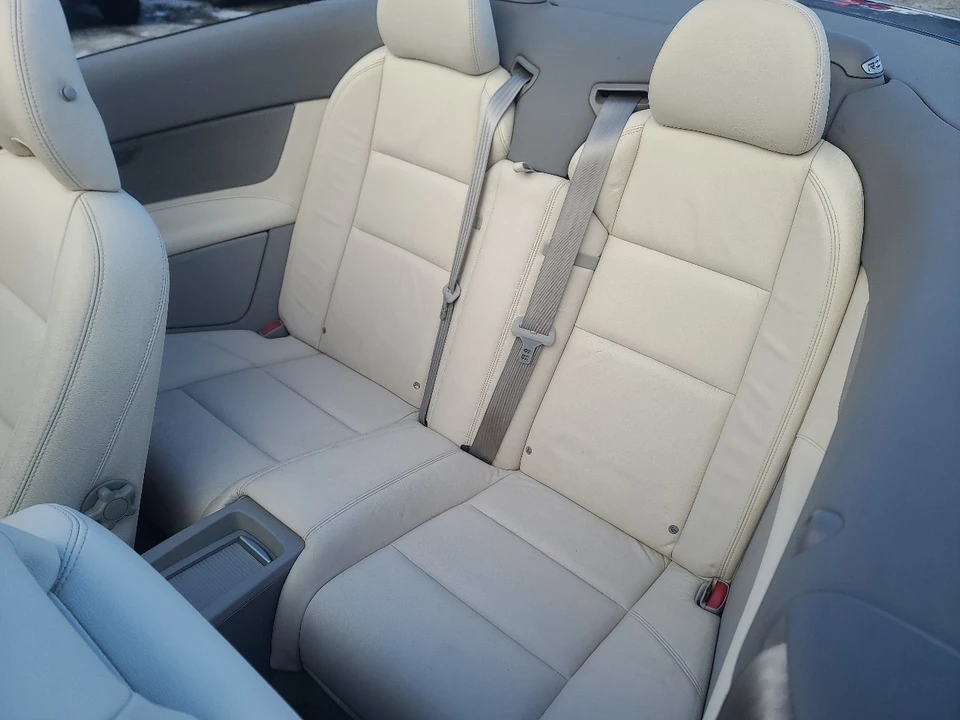 2009 Volvo C70 2nd Gen - Image 11 of 21