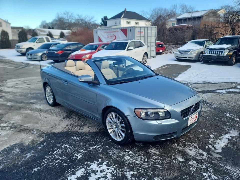 2009 Volvo C70 2nd Gen - Image 9 of 21