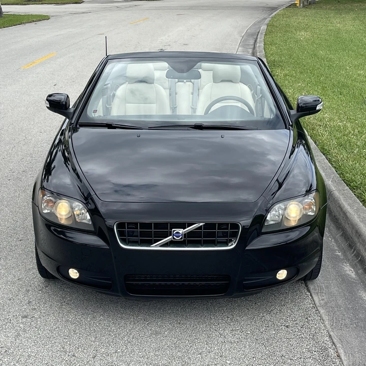 2009 Volvo C70 2nd Gen - Image 4 of 12