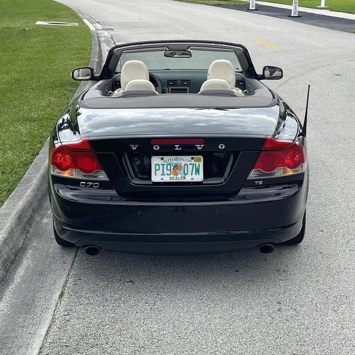 2009 Volvo C70 2nd Gen - Image 10 of 12