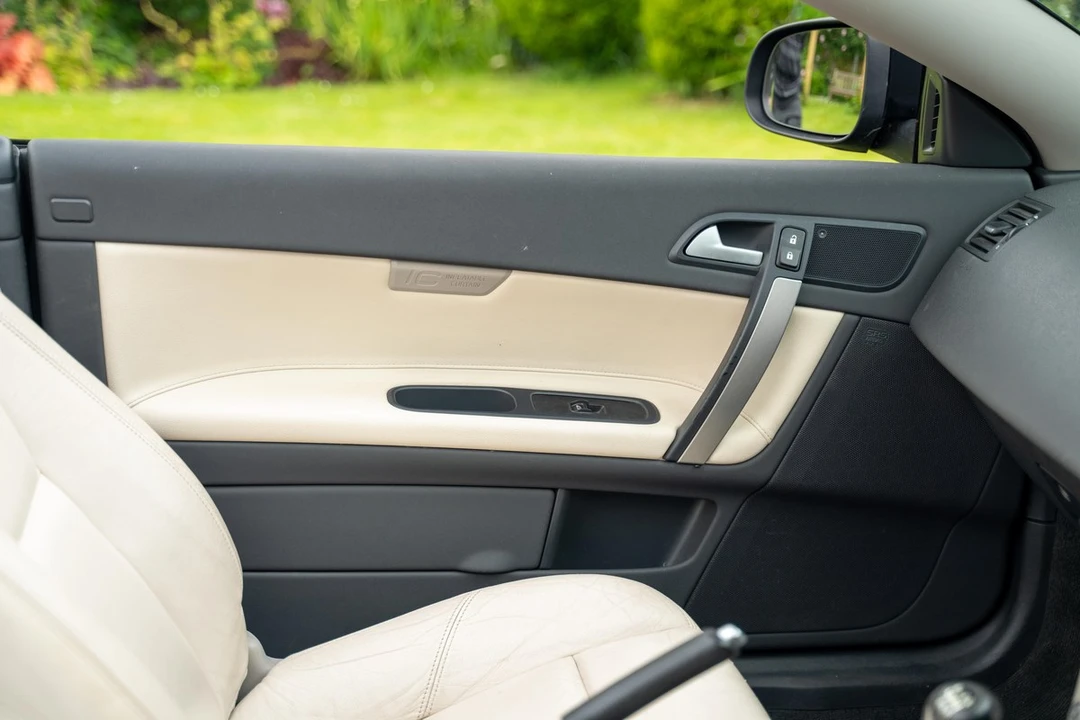 2009 Volvo C70 2nd Gen - Image 30 of 30