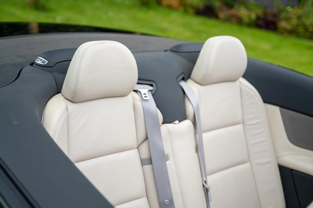 2009 Volvo C70 2nd Gen - Image 26 of 30