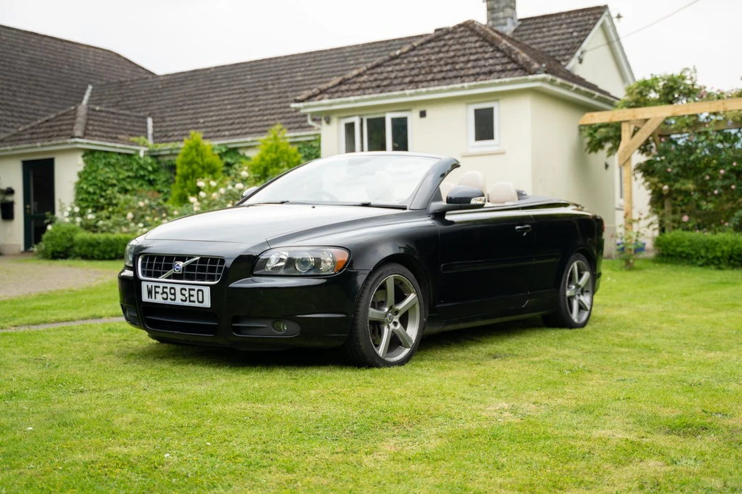 2009 Volvo C70 2nd Gen - Image 3 of 30