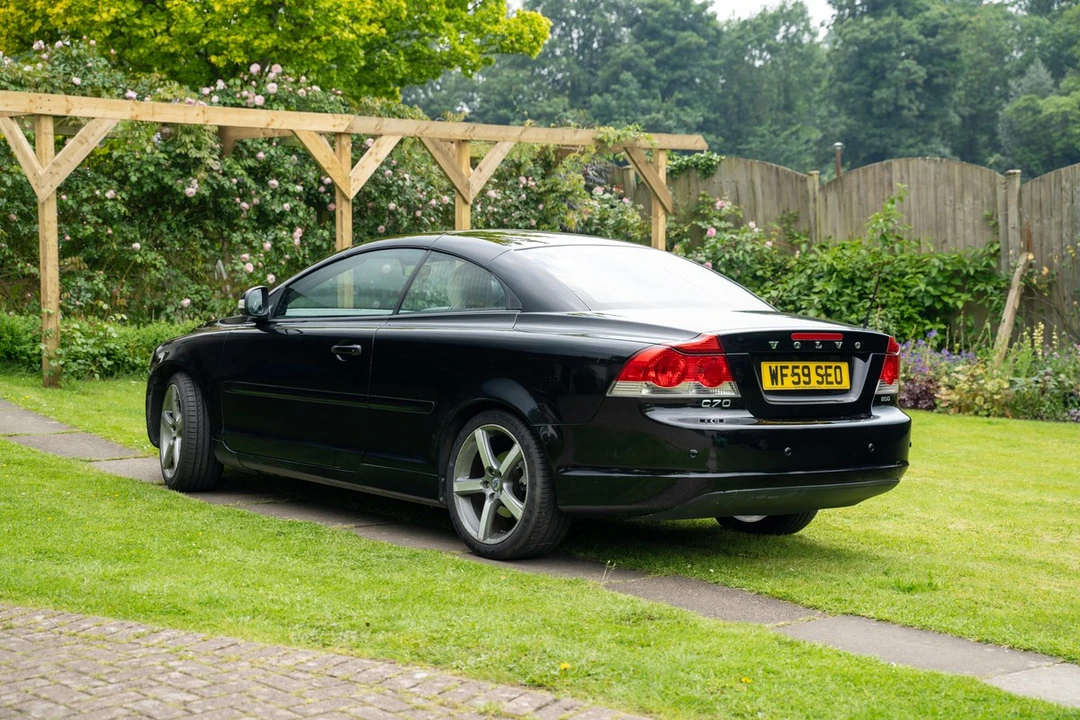 2009 Volvo C70 2nd Gen - Image 13 of 30