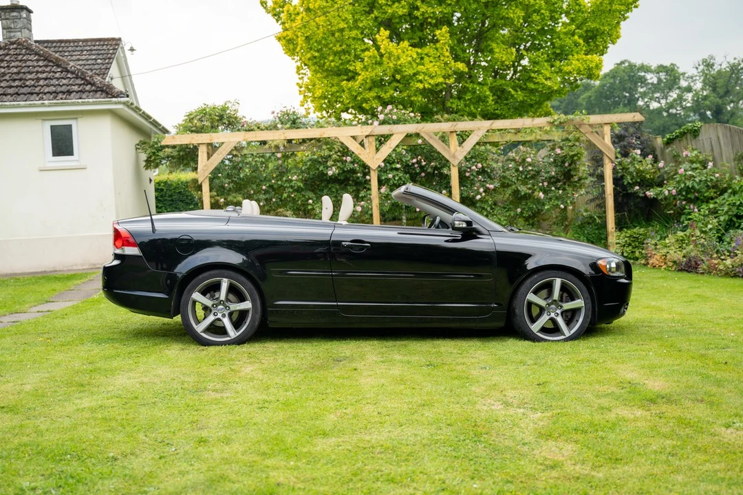 2009 Volvo C70 2nd Gen - Image 8 of 30