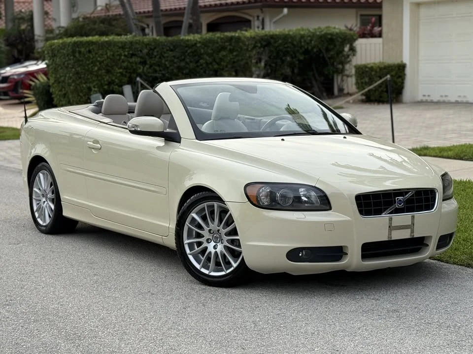 2009 Volvo C70 2nd Gen - Image 4 of 20