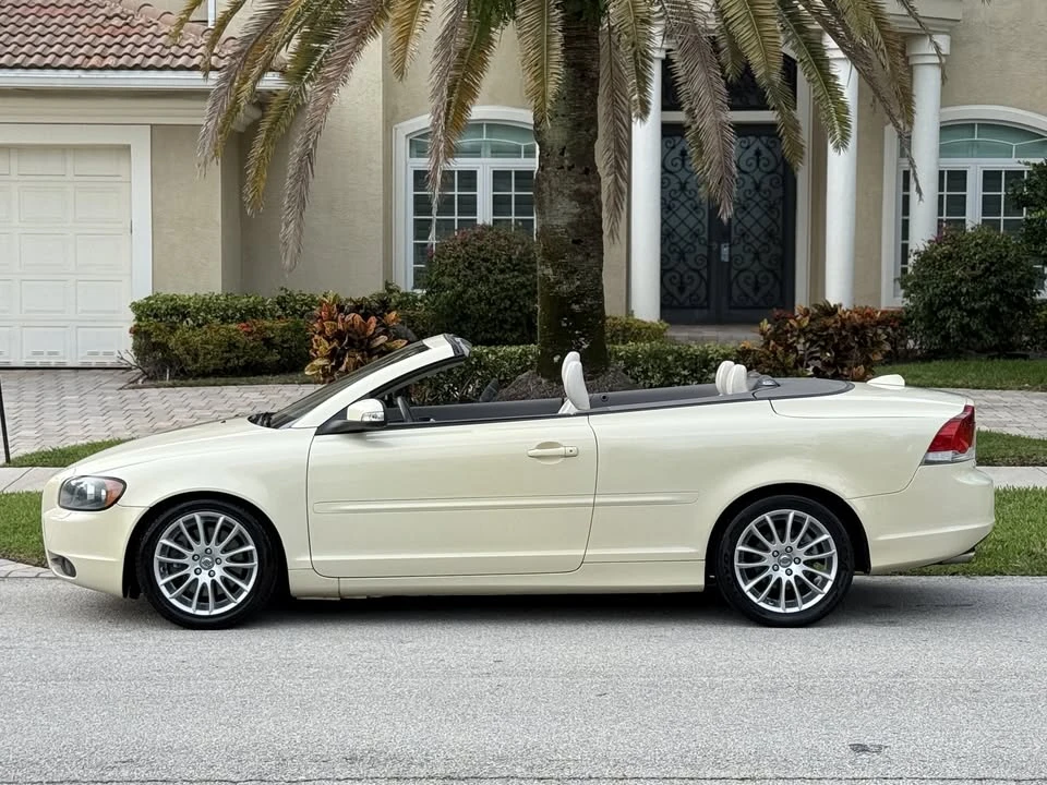 2009 Volvo C70 2nd Gen - Image 7 of 20