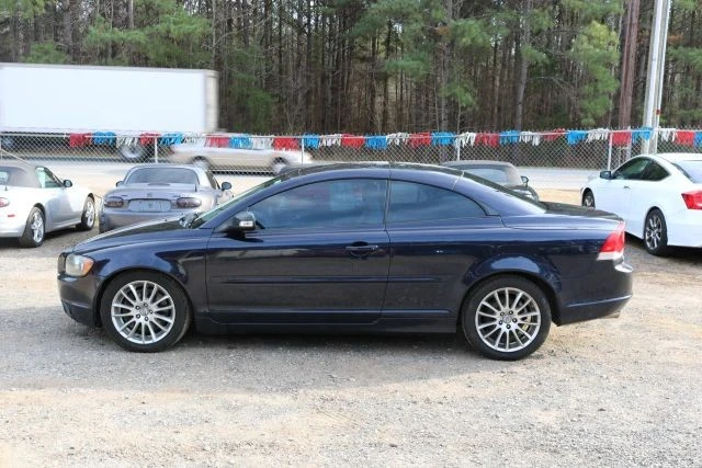 2009 Volvo C70 2nd Gen - Image 2 of 17