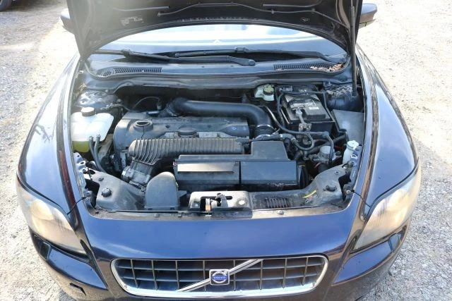 2009 Volvo C70 2nd Gen - Image 16 of 17