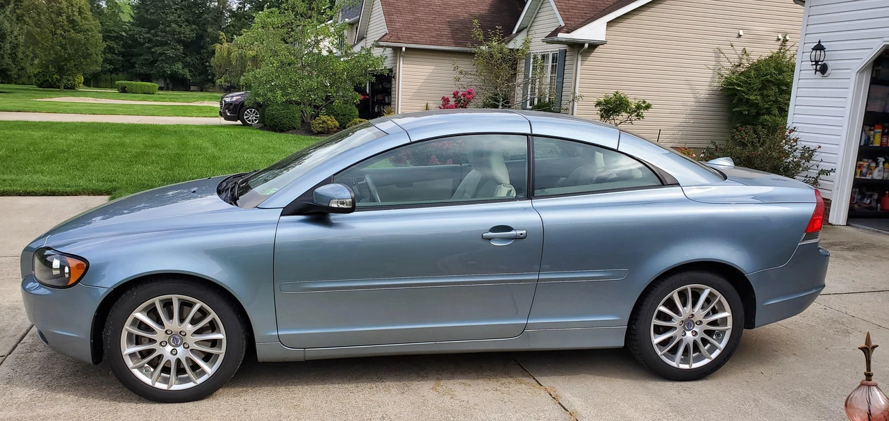 2009 Volvo C70 2nd Gen - Image 7 of 31