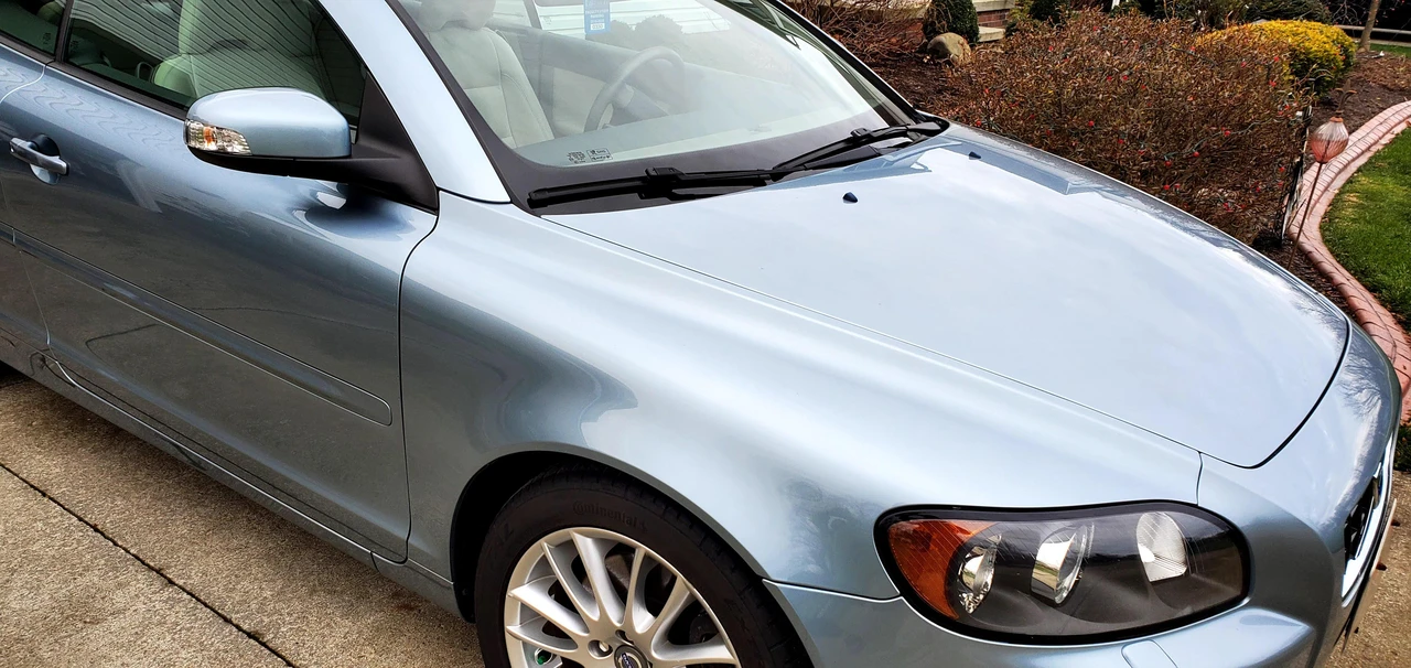 2009 Volvo C70 2nd Gen - Image 10 of 31
