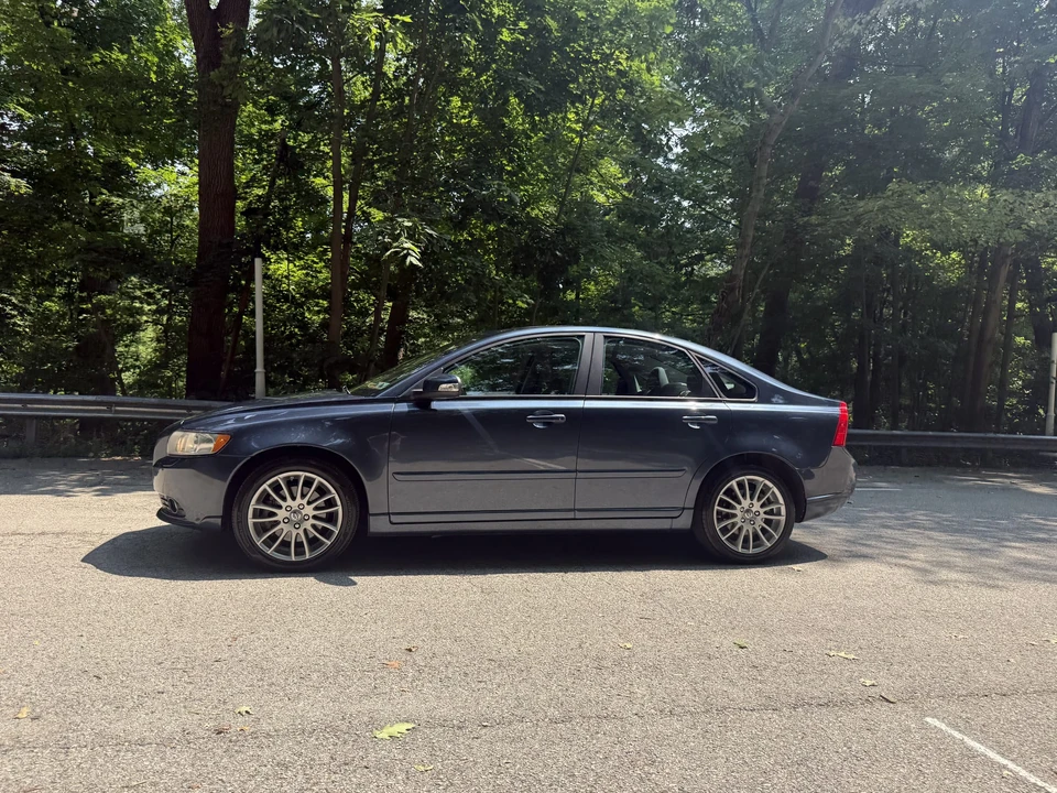 2009 Volvo S40 2nd Gen - Image 9 of 31