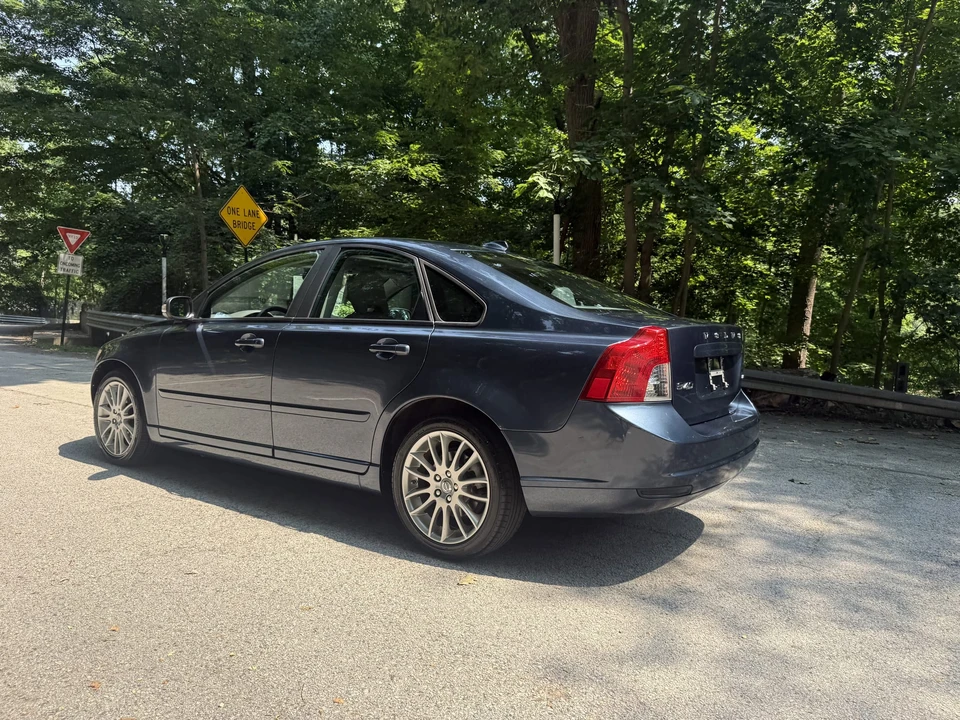2009 Volvo S40 2nd Gen - Image 11 of 31