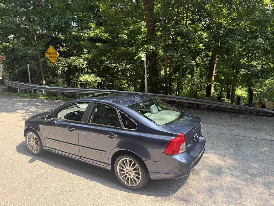 2009 Volvo S40 2nd Gen - Image 13 of 31