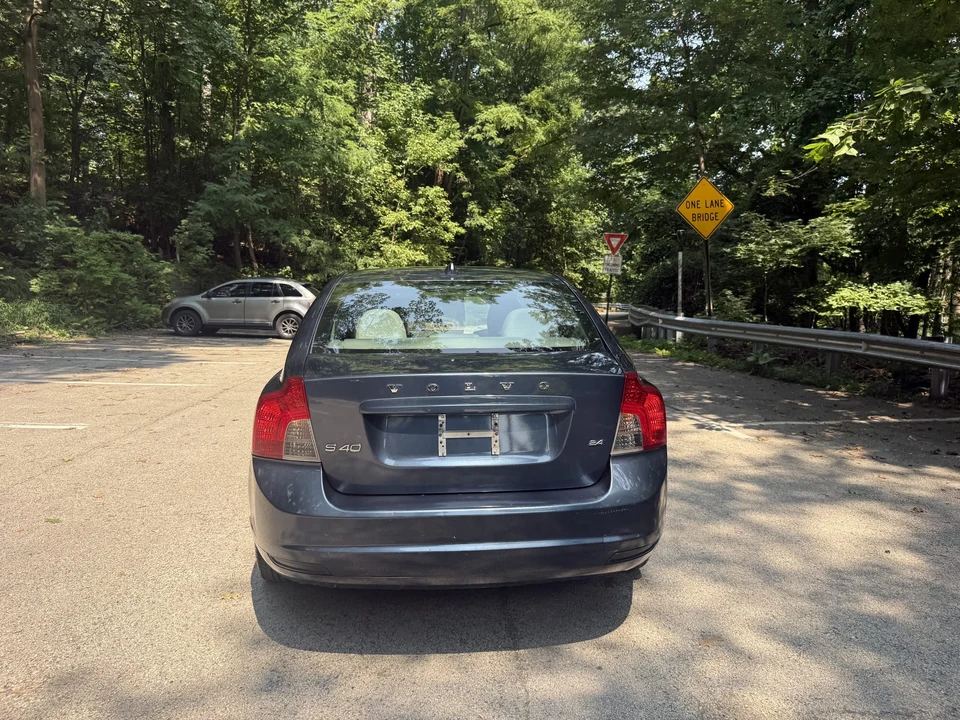 2009 Volvo S40 2nd Gen - Image 16 of 31