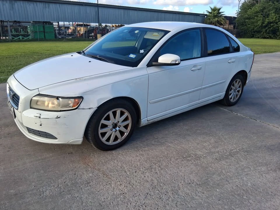 2009 Volvo S40 2nd Gen - Image 2 of 6