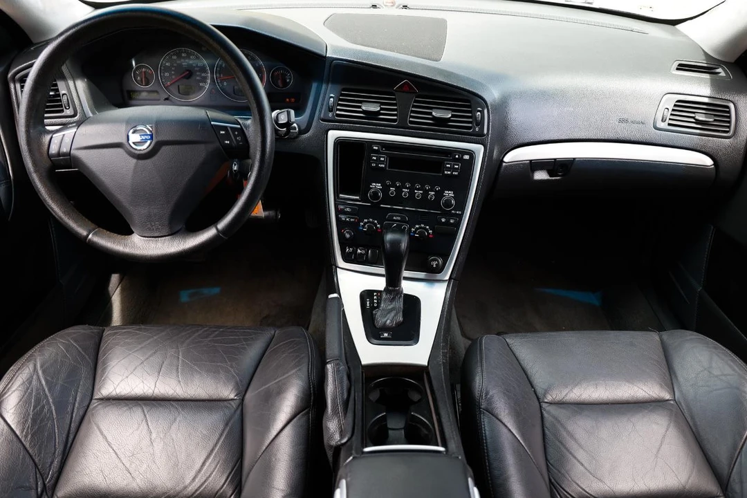 2009 Volvo S60 1st Gen - Image 2 of 31