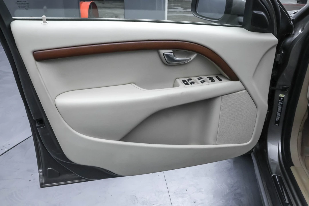 2009 Volvo S80 2nd Gen - Image 9 of 12