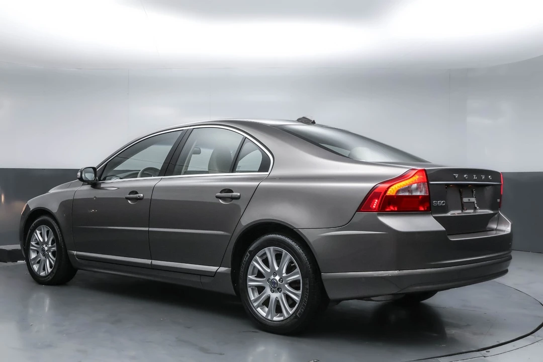 2009 Volvo S80 2nd Gen - Image 3 of 12