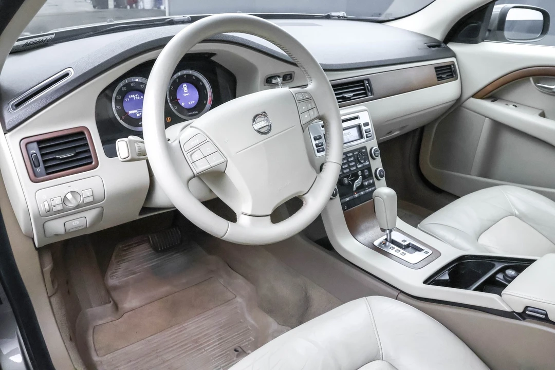 2009 Volvo S80 2nd Gen - Image 10 of 12