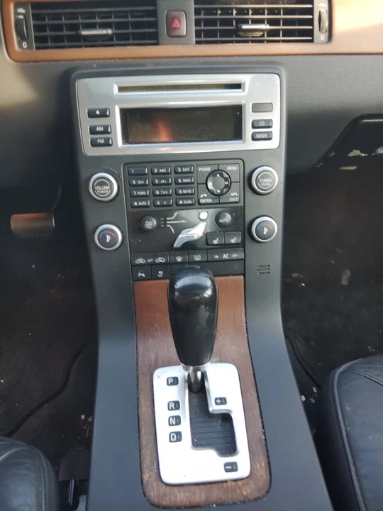 2009 Volvo S80 2nd Gen - Image 11 of 13