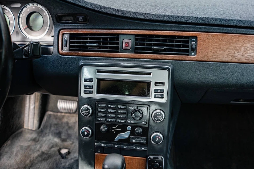 2009 Volvo S80 2nd Gen - Image 19 of 21