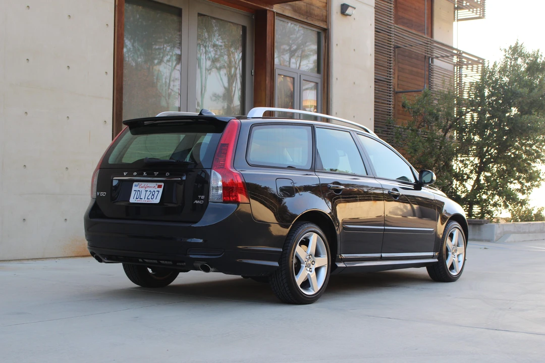 2009 Volvo V50 - Image 14 of 31