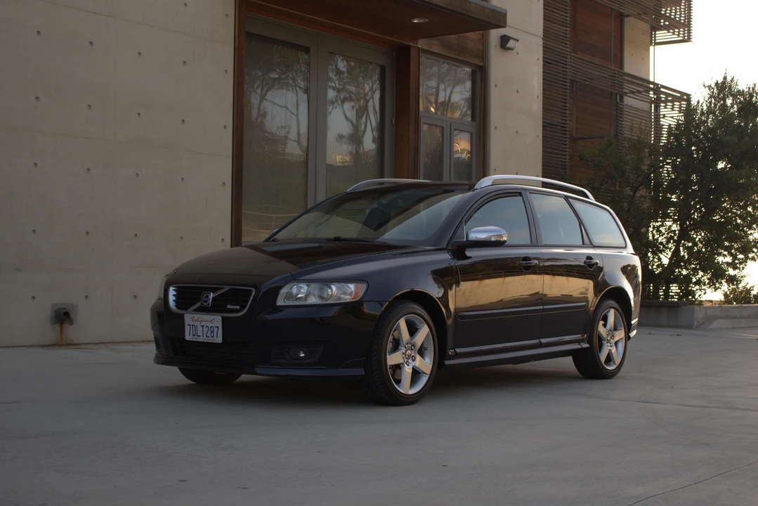 2009 Volvo V50 - Image 8 of 31