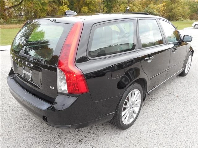 2009 Volvo V50 - Image 3 of 12