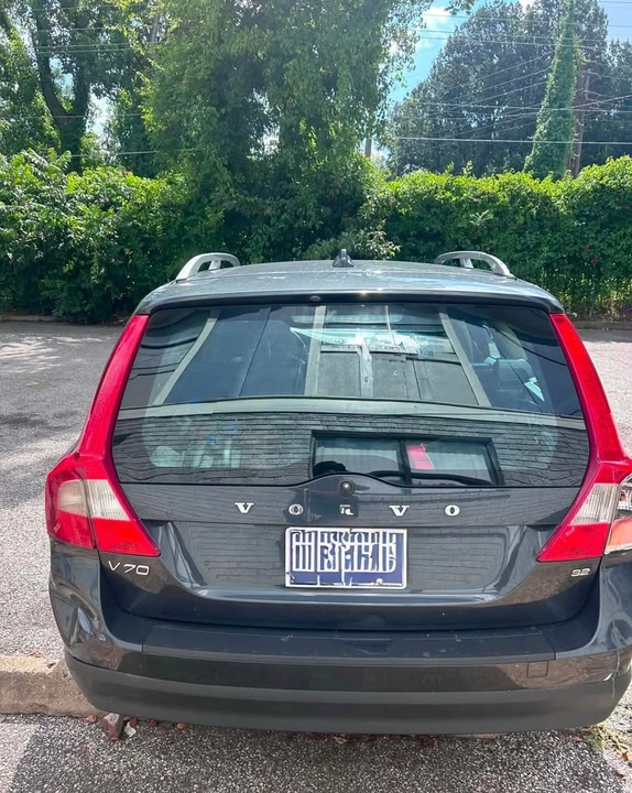 2009 Volvo V70 3rd Gen - Image 5 of 6