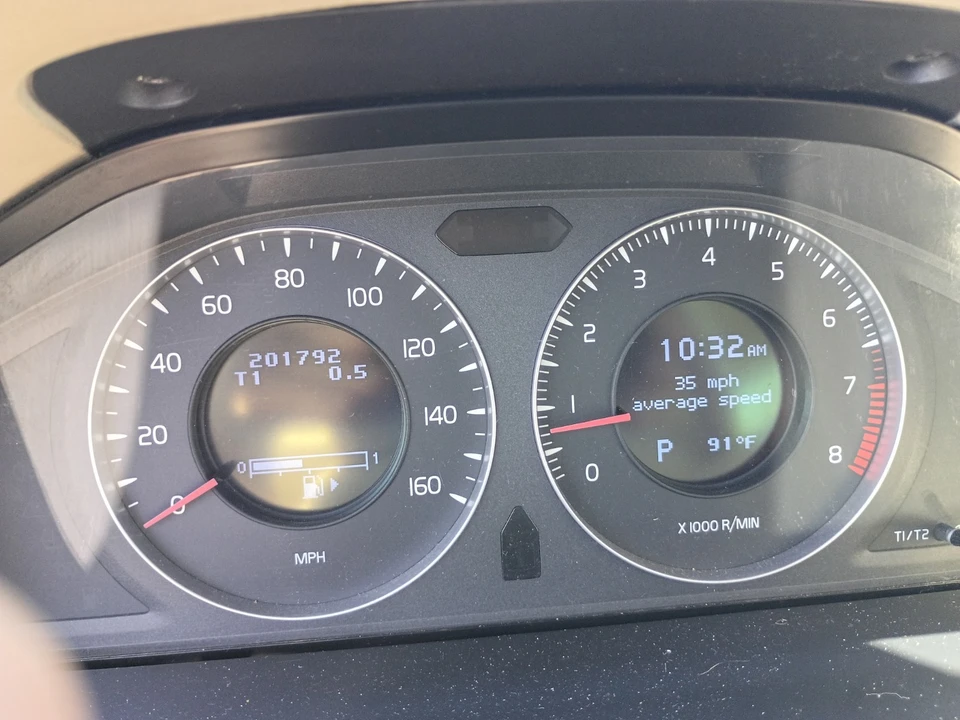 2009 Volvo V70 3rd Gen - Image 9 of 21