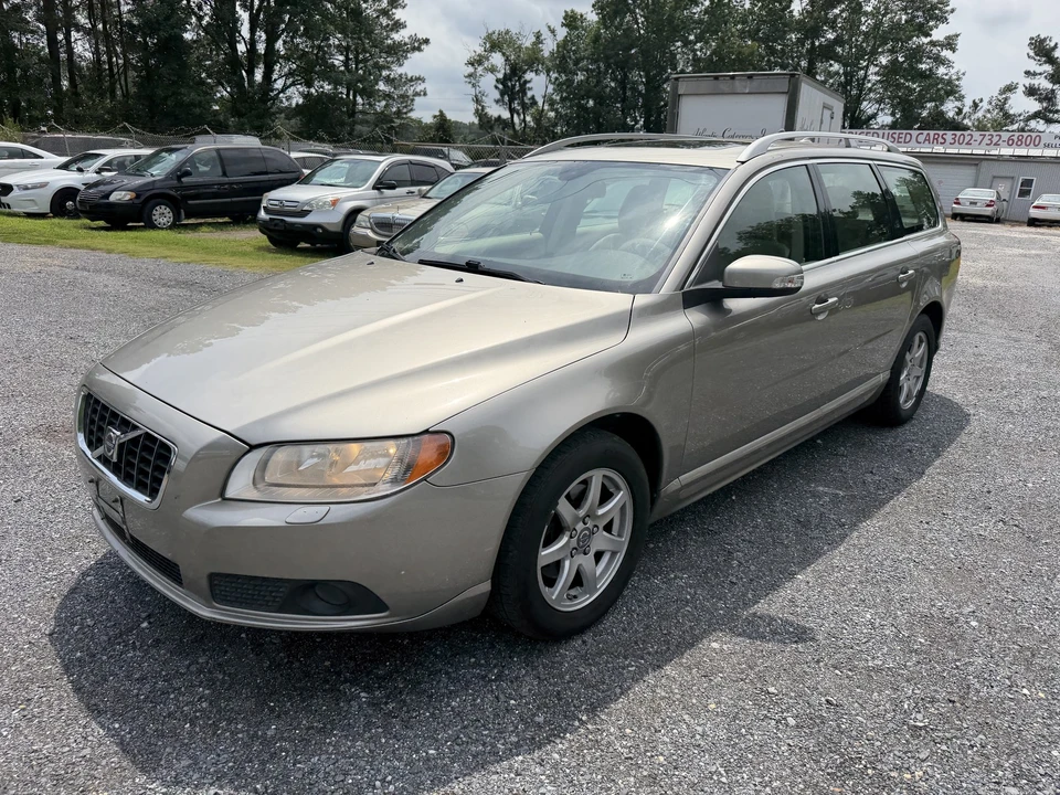 2009 Volvo V70 3rd Gen - Image 11 of 24