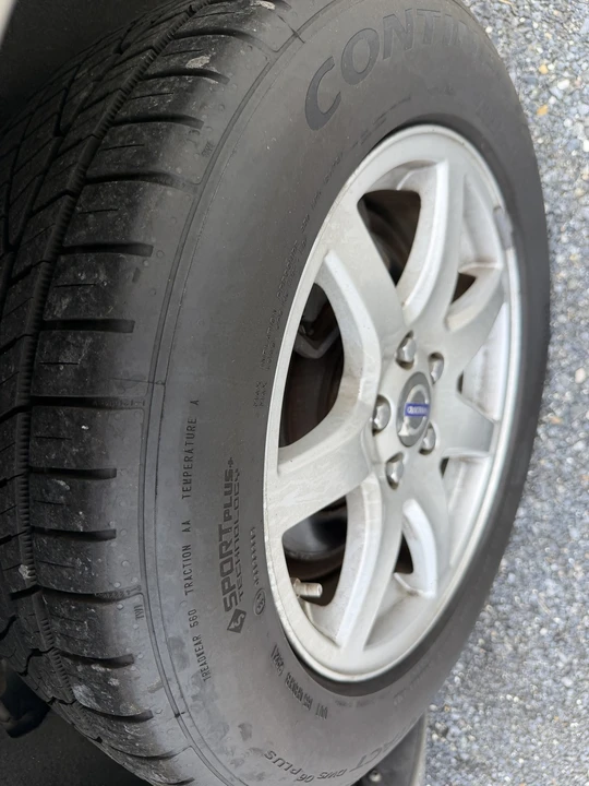 2009 Volvo V70 3rd Gen - Image 14 of 24