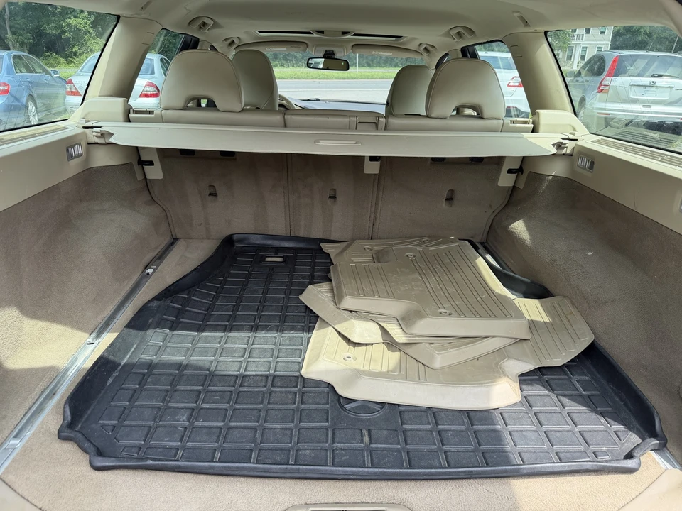 2009 Volvo V70 3rd Gen - Image 17 of 24