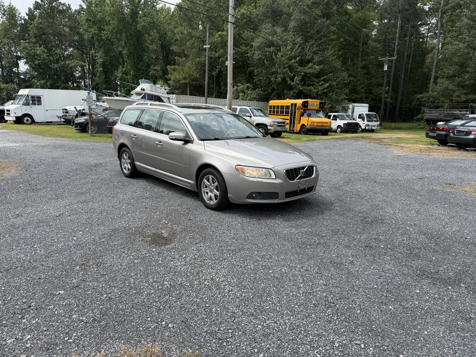 2009 Volvo V70 3rd Gen - Image 5 of 24