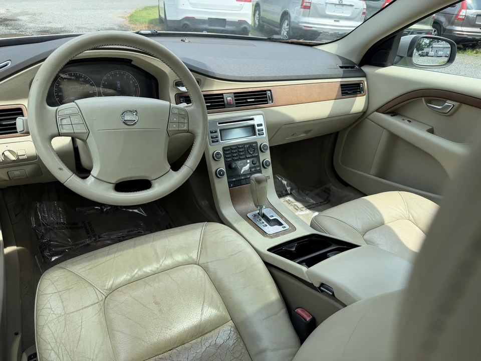 2009 Volvo V70 3rd Gen - Image 22 of 24