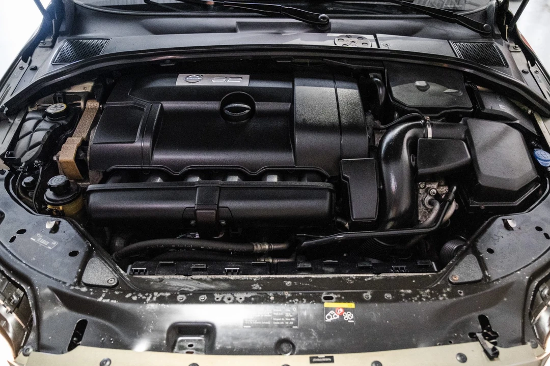 2009 Volvo XC70 3rd Gen - Image 6 of 8